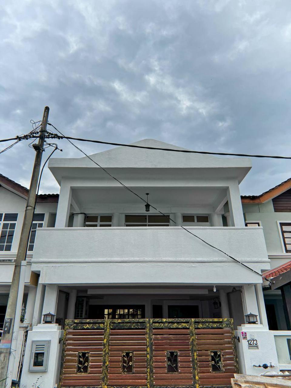 Ibai Golf Home Resort Homestay Kuala Terengganu Exterior foto