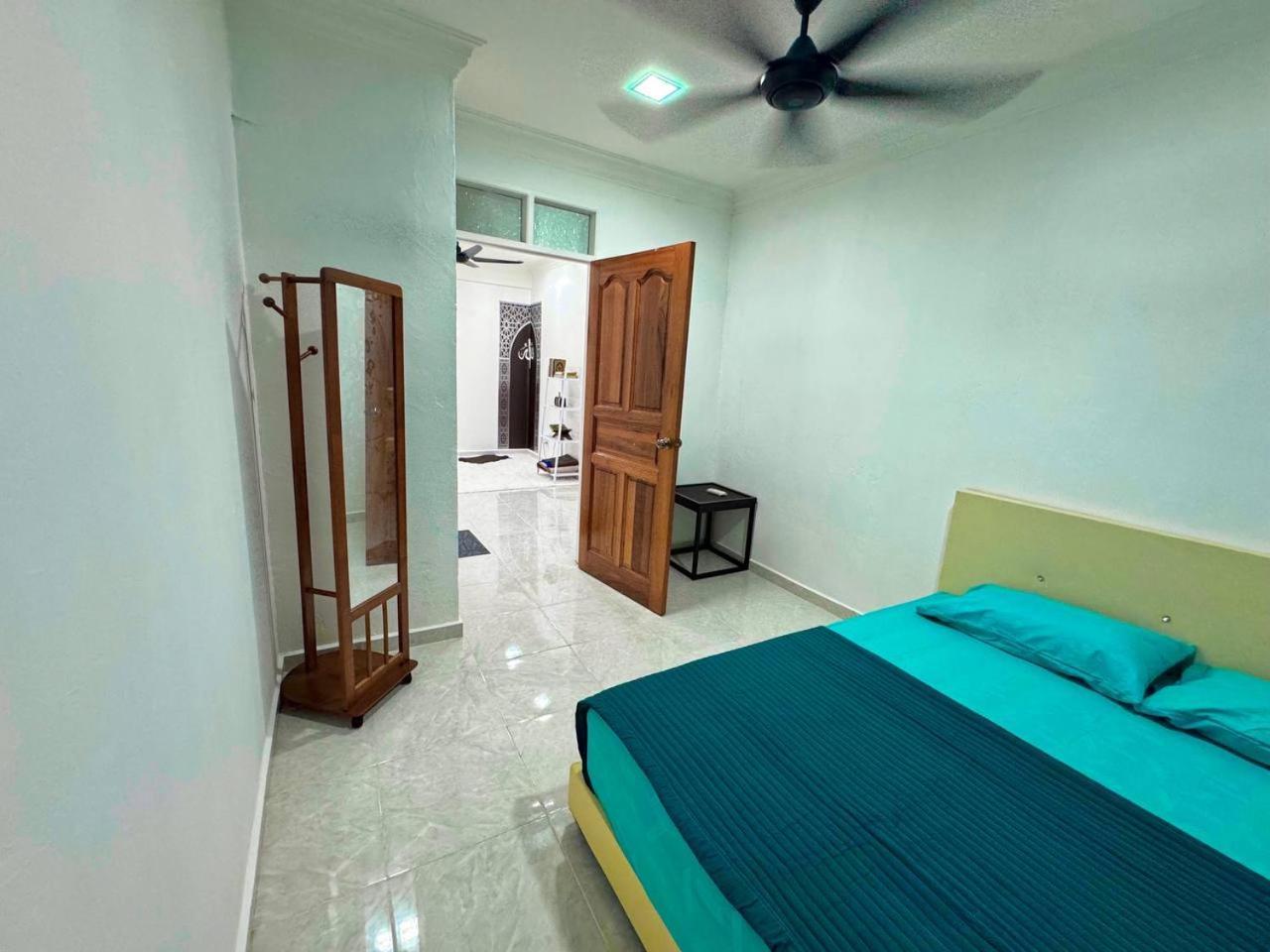 Ibai Golf Home Resort Homestay Kuala Terengganu Exterior foto