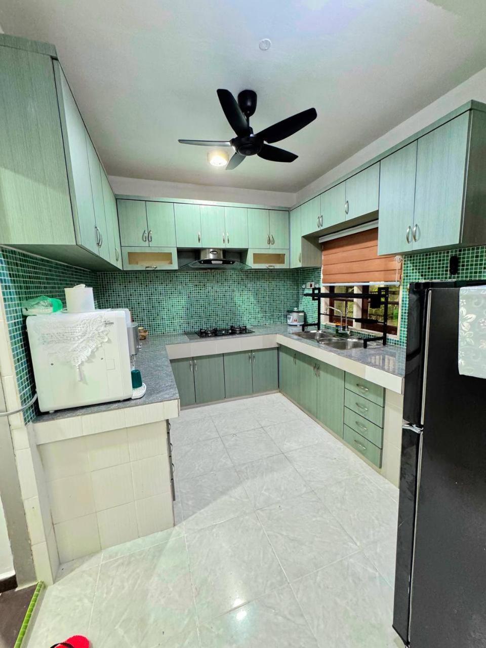 Ibai Golf Home Resort Homestay Kuala Terengganu Exterior foto